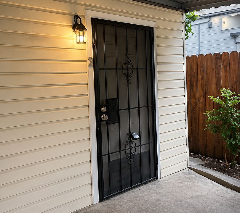 1st image of 739 E Ashby Pl #2