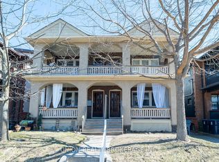 53 Wineva Ave, Toronto, ON M4E 2T1