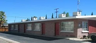 704 N Sanders St — Photo 17