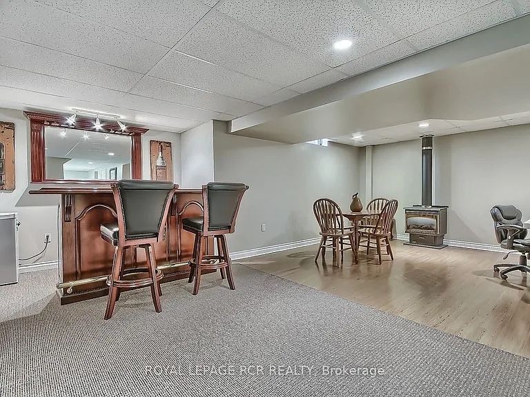 617 Brooker Rdg — Photo 30