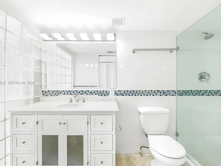 1420 Brickell Bay Dr #1401A — Photo 30