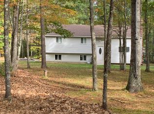 30 Pinecrest Dr, Hollis Center, ME 04042