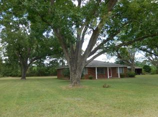 2875 Raymond D Bland Rd, Glennville, GA 30427