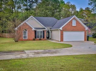 2460 Emerald Dr, Loganville, GA 30052