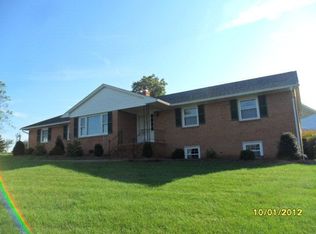 463 Silver Lake Rd, Harrisonburg, VA 22801