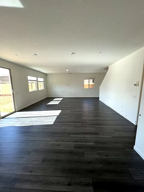 12820 Thorntonhall Dr — Photo 3
