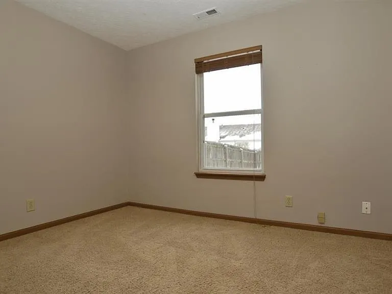 2913 Bowfield Way — Photo 4