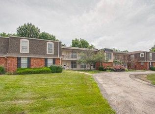 9451 Glenwood St, Overland Park, KS 66212