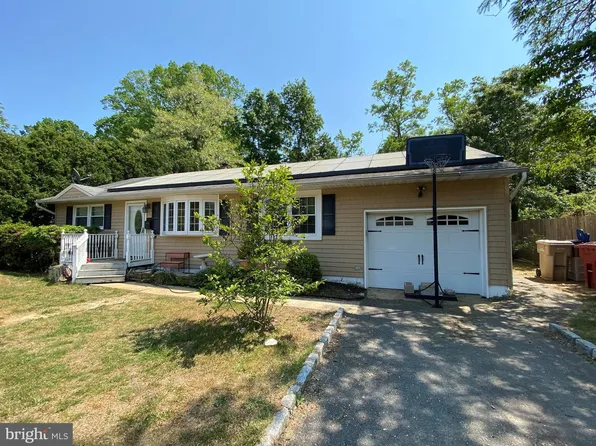 16 Anchorage Blvd, Bayville, NJ 08721