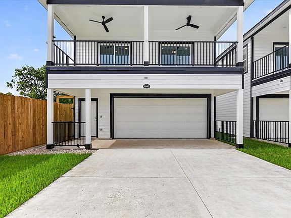 3rd image of 3434 Sunbeam St #A