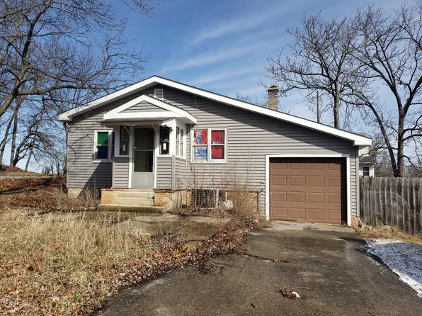 5310 W Orchard Dr, McCullom Lake, IL 60050