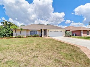 504 Raven Way, Naples, FL 34110