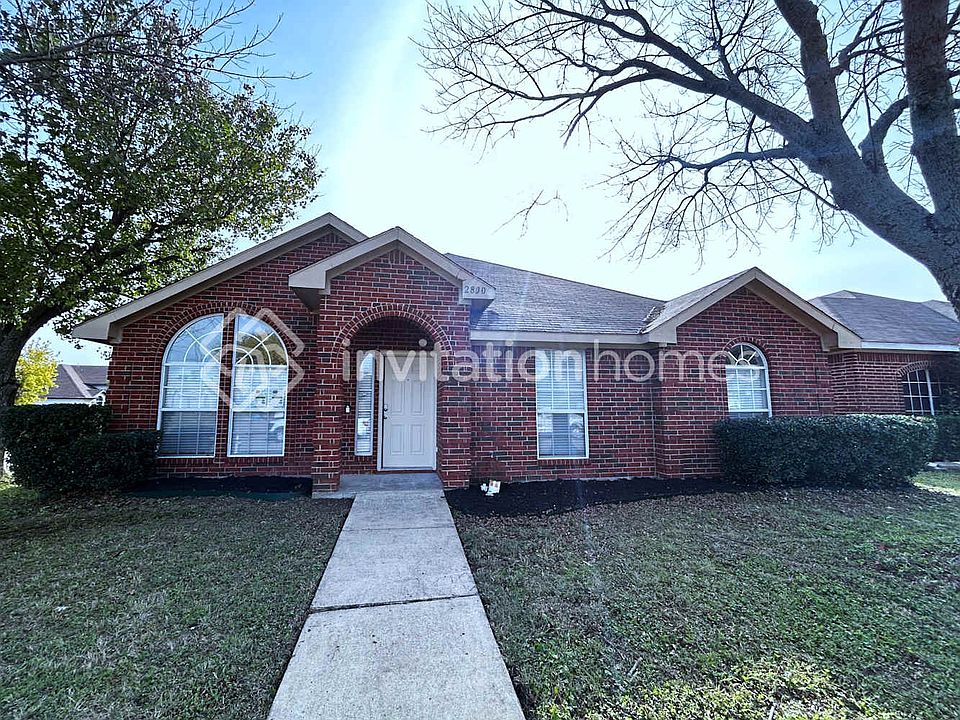 1st image of 2800 Saint Martin Dr