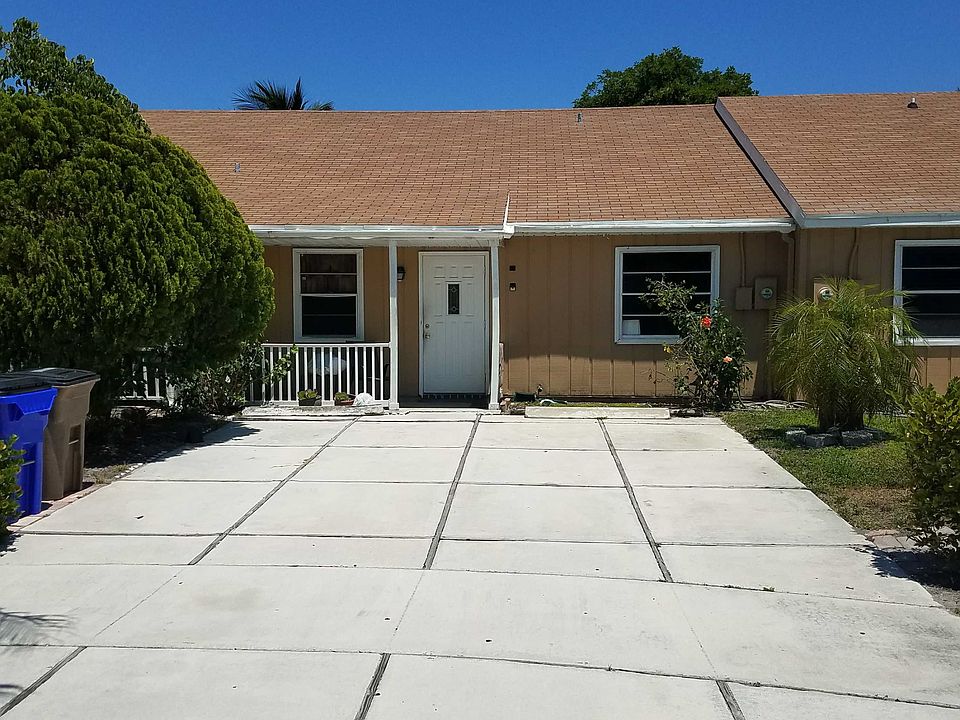1st image of 4748 NW 5th Ave