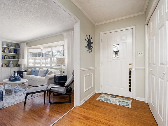 3rd image of 4814 Lynn Oaks Cir