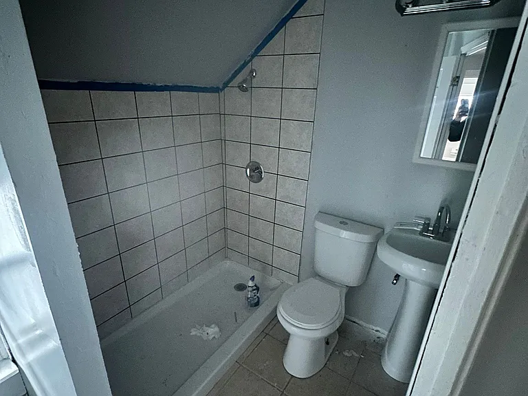 3282 W 48th St — Photo 2
