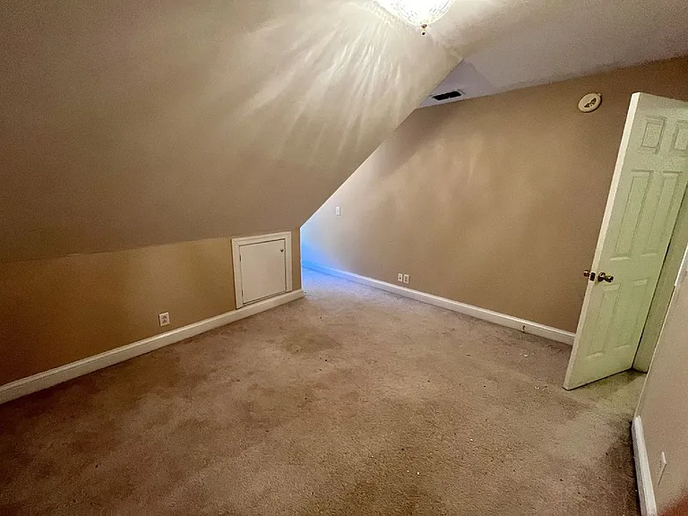 2201 Keegan Dr — Photo 27