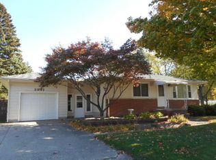 3991 Ranch Dr, Bay City, MI 48706