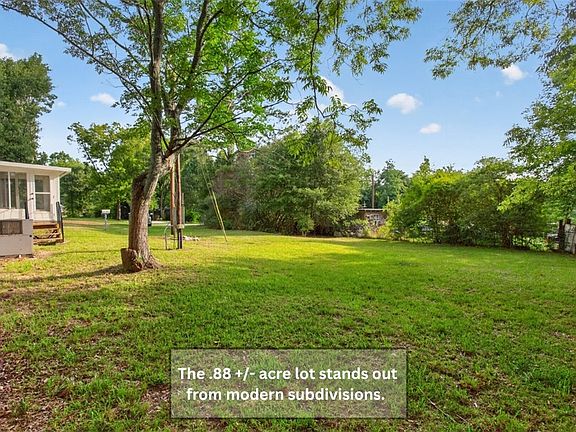 5th image of 24 McMahan Dr