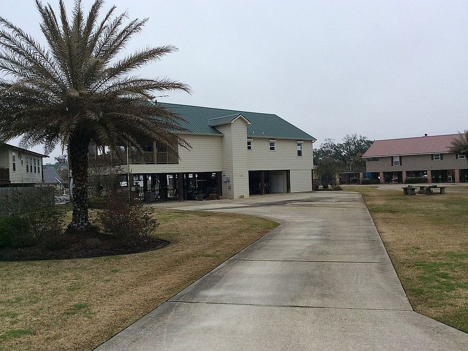 1st image of 1115 Point Rd