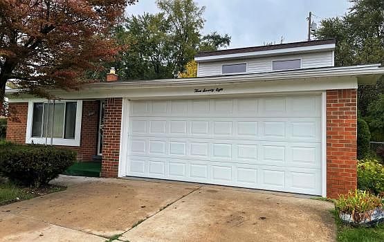 2nd image of 378 Joslyn Ave