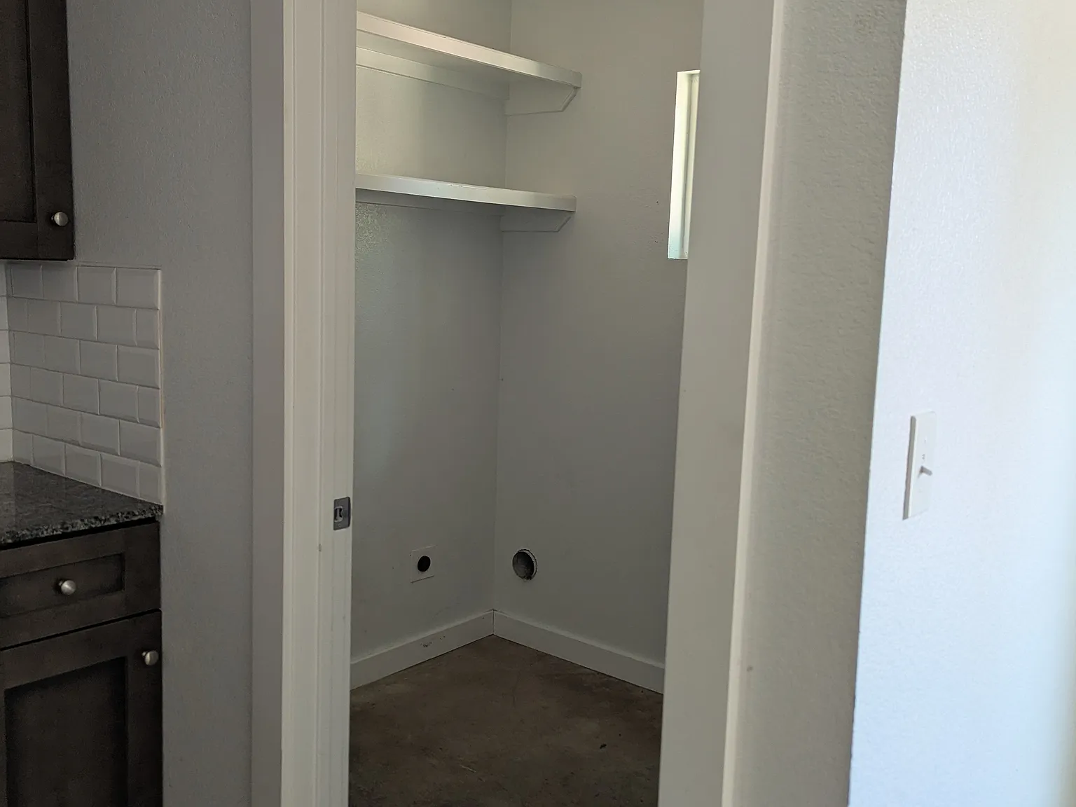2 bed, 1000 sqft, $1,550 — Photo 2