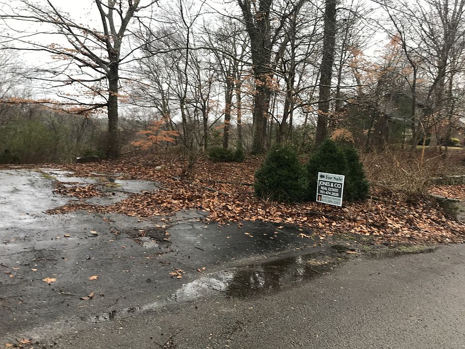 1st image of 919 Indian Mound Dr