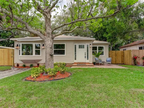 8051 30th Ave N, Saint Petersburg, FL 33710