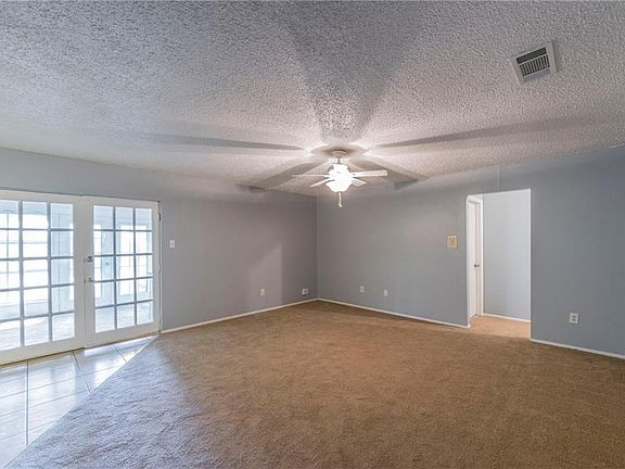 2nd image of 2812 Faye Dr