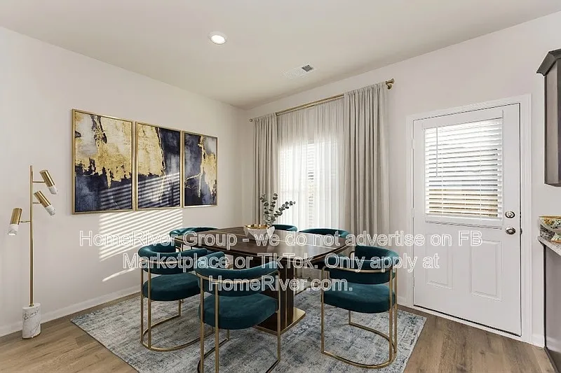 4 bed, 2.0 bath, 1500 sqft, $2,245 — Photo 3
