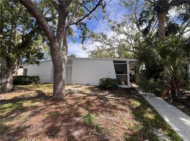 535 Monterey Blvd NE