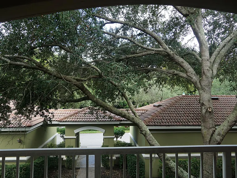 5060 Fairways Cir #F209 — Photo 5