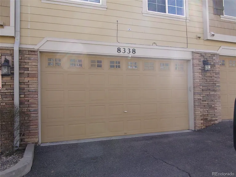 8338 Stonybridge Cir — Photo 34