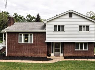 227 Linden Creek Rd, Canonsburg, PA 15317