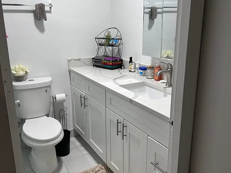 2921 S Michigan Ave #103 — Photo 8