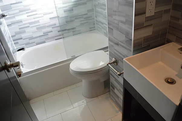 Rented by CoSo Apartments | media 54