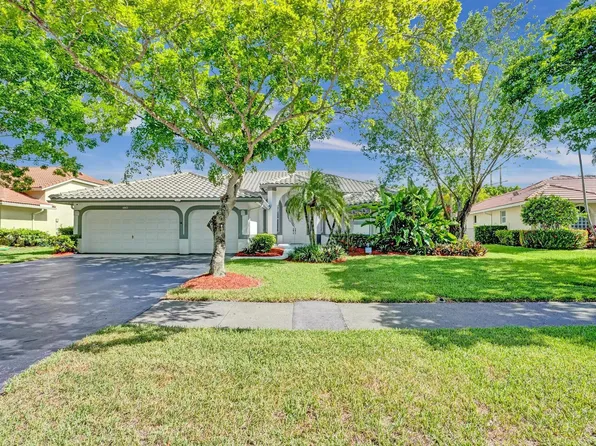4863 Kensington Circle, Coral Springs, FL 33076