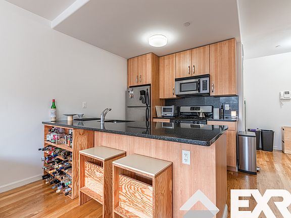 2nd image of 309 Grand Ave APT 3D