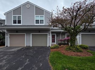 204 Treasure Island Rd UNIT 204, Webster, MA 01570