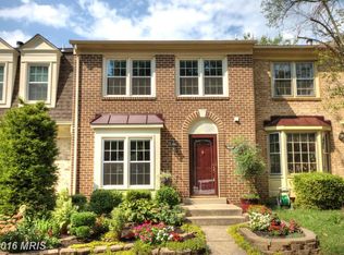 5527 Ridgeton Hill Ct, Fairfax, VA 22032