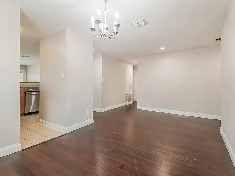 1428 Waterford Dr — Photo 8