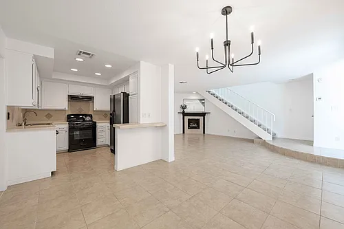 3623 Summershore Ln Photo 1