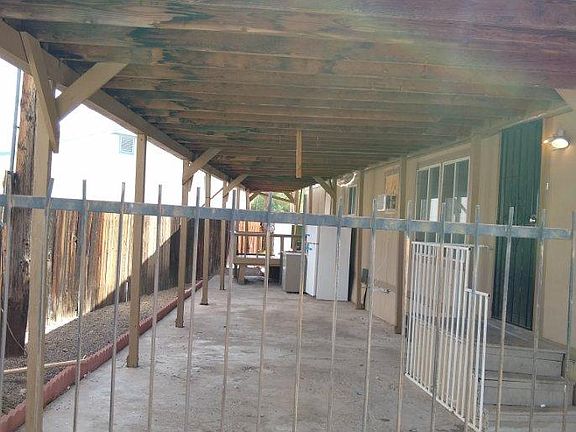 4th image of 10307 Cove Ave