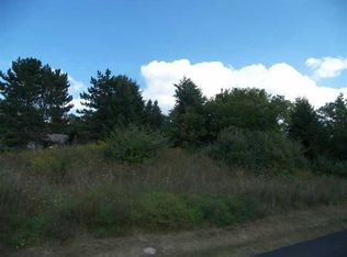 7639 Pine Tree Dr, Victor, NY 14564