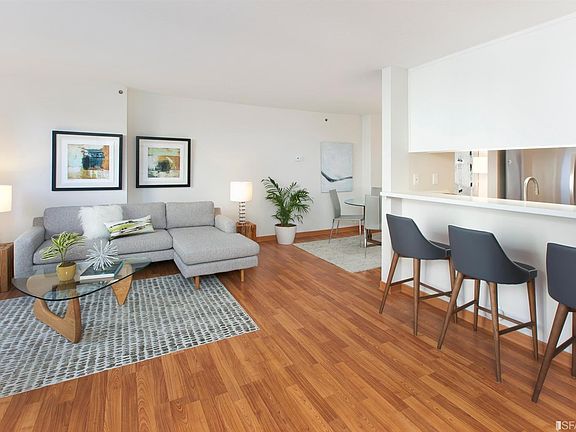 5th image of 900 Bush St APT 508
