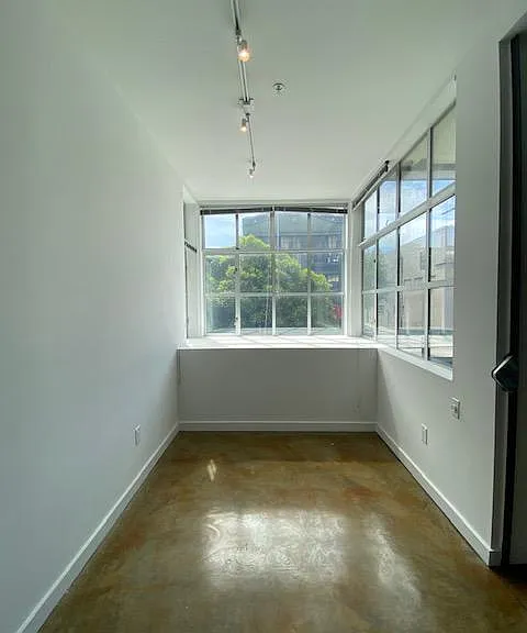 Lantern Lofts — Photo 9