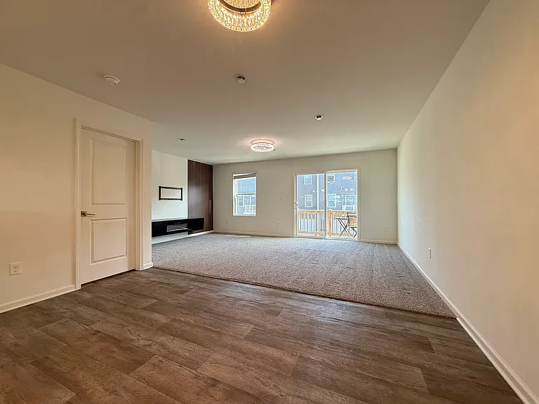 1442 Yosemite Way — Photo 22