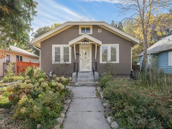 3669 Hubbard Ave N, Robbinsdale, MN 55422