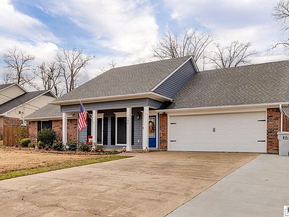 2nd image of 108 Pin Oak Dr