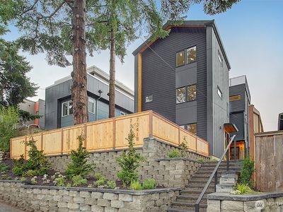 7341 California Avenue SW, Seattle, WA, 98136